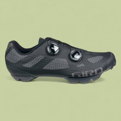 Chaussures de vélo Giro Sector (VTT/Gravel) à prix cassé - taille 46