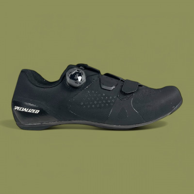 Chaussures de vélo Specialized TORCH 2.0 Black à un prix imbattable !