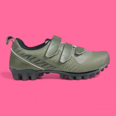 Chaussures de vélo Specialized RECON 1.0 Gravel à un prix imbattable !