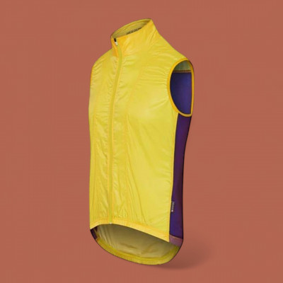Gilet coupe-vent Café du Cycliste "Petra" à prix cassé, -50%!