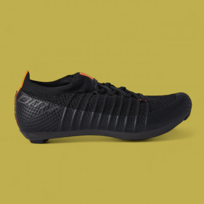 Chaussures de vélo DMT KR SL (modèle utilisé par POGACAR) à -40%!