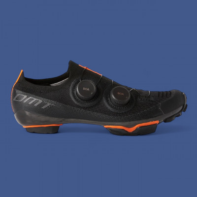 Chaussures de vélo VTT XC Marathon DMT KM0 à prix cassé: -50%!
