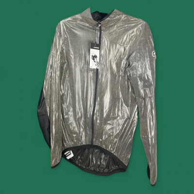 Imperméable ASSOS Mille GT clima jacket EVO à prix cassé !
