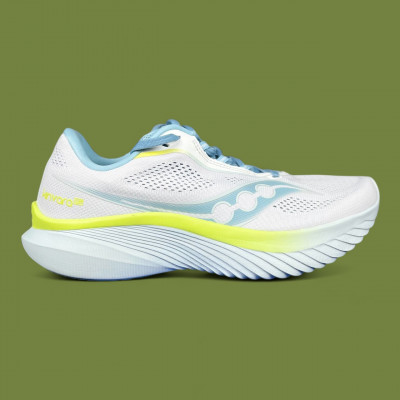 Chaussures de running femme Saucony Kinvara 15 à prix cassé !