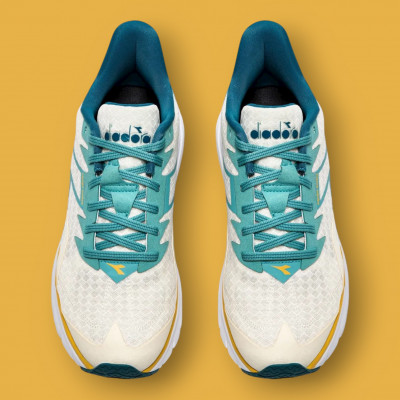 Chaussures de running femme DIADORA Equipe Nucleo à prix cassé !