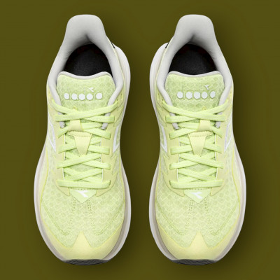 Chaussures de course à pied femme Diadora Equipe Nucleo à prix cassé !