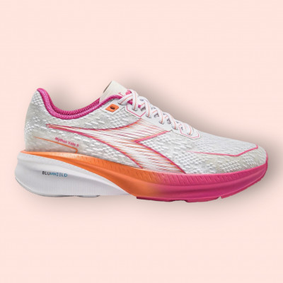 Chaussures de running femme DIadora Mythos Blueshield à prix cassé !