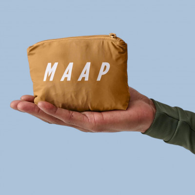 Coupe-vent homme MAAP Draft Team Jacket - Fawn à prix cassé !