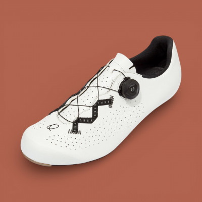 Chaussures de vélo route QUOC Escape Road White à prix cassé !