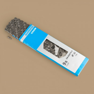 SHIMANO - chaîne 9v - CN-E6070-9 - 138 maillons