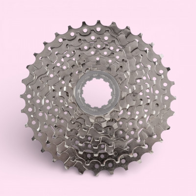 Cassette de vélo SHIMANO Claris 8 vitesses (10-34T) au meilleur prix !