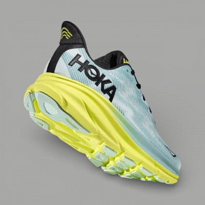 Chaussures de running HOKA Clifton 9 à prix réduit !