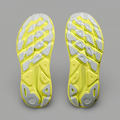 Chaussures de running HOKA Clifton 9 à prix réduit !