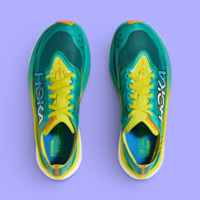 Chaussures de running HOKA Rocket X2 (plaque carbone) à prix réduit !