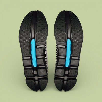 Chaussures de running femme ON CloudFlow 5 à prix réduit !