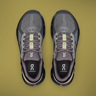 Chaussures running homme ON Cloudrunner 2 à prix réduit !