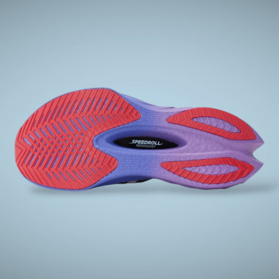 Chaussures de running (carbone) Saucony Endorphin Pro 4 à prix cassé !