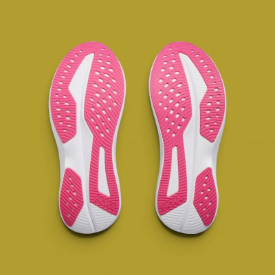 Chaussures de running HOKA Mach 6 femme à prix cassé !