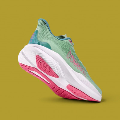 Chaussures de running HOKA Mach 6 femme à prix cassé !