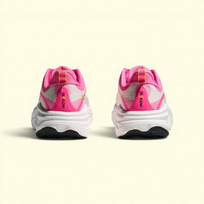 Chaussures de running HOKA Skyflow femme à prix cassé !
