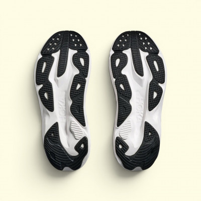 Chaussures de running HOKA Skyflow femme à prix cassé !
