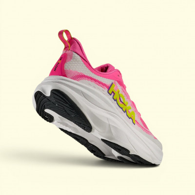 Chaussures de running HOKA Skyflow femme à prix cassé !