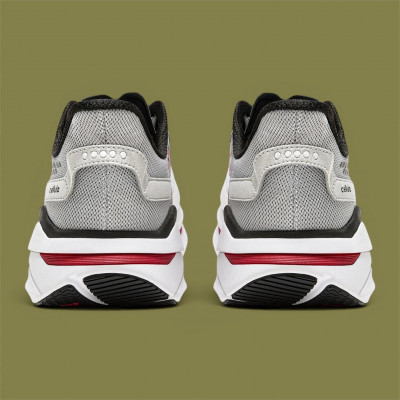 Chaussures de running homme Diadora Cellula à prix cassé !