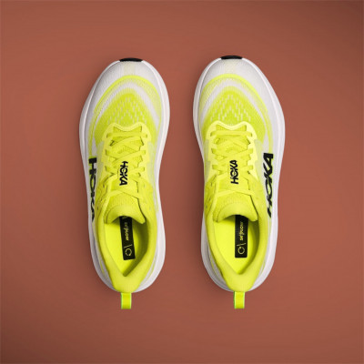Chaussures de running homme HOKA Skyflow au meilleur prix !
