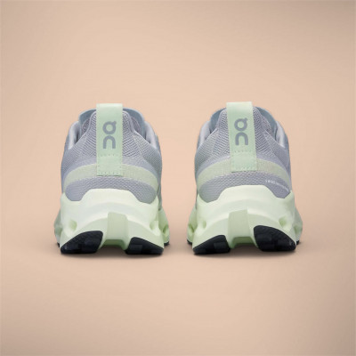 Chaussures de trail femme ON Running Cloudsurfer Trail à prix cassé !