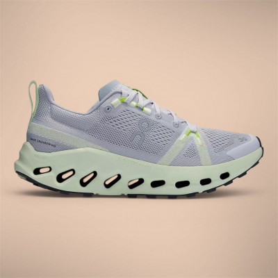 Chaussures de trail femme ON Running Cloudsurfer Trail à prix cassé !